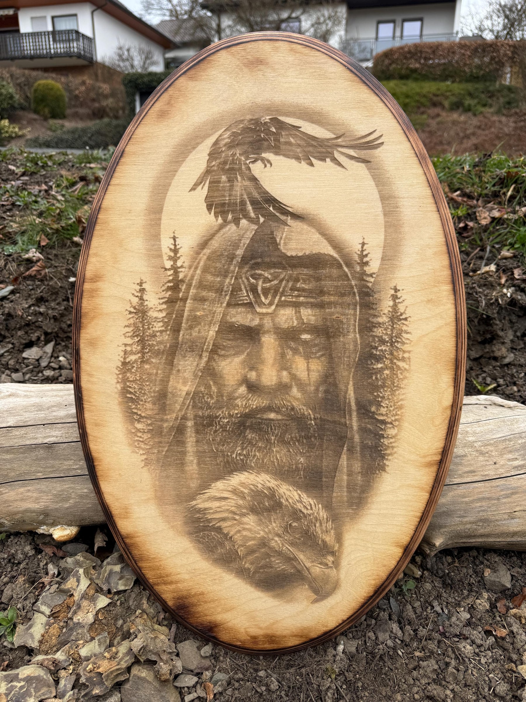 Odin Wandbild aus Birkensperrholz – nordische Mythologie als Lasergravur – weitere Produktansicht